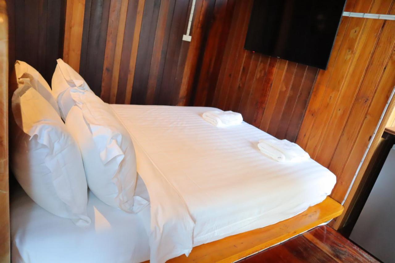 Srisanor Boutique Hotel Prachuap Khiri Khan Eksteriør billede